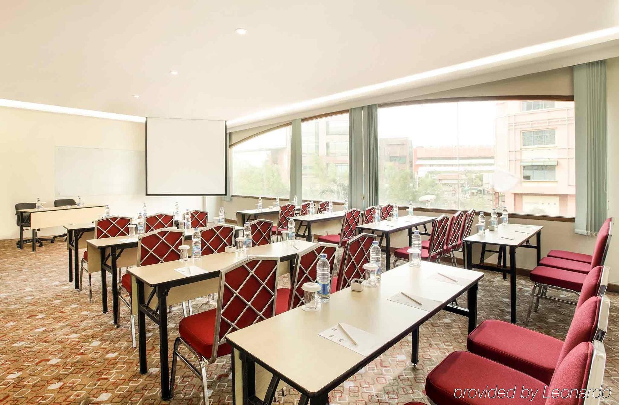 Ibis Mangga Dua Hotel จาการ์ตา ภายนอก รูปภาพ