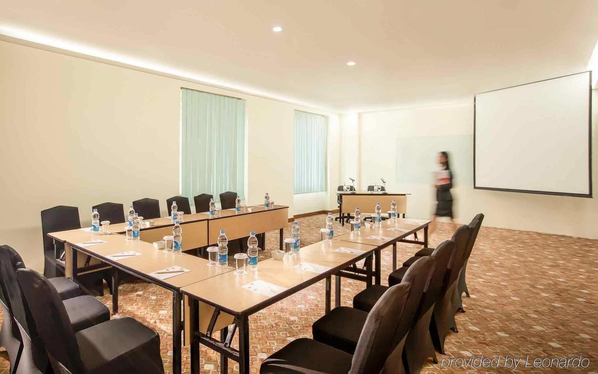 Ibis Mangga Dua Hotel จาการ์ตา ภายนอก รูปภาพ
