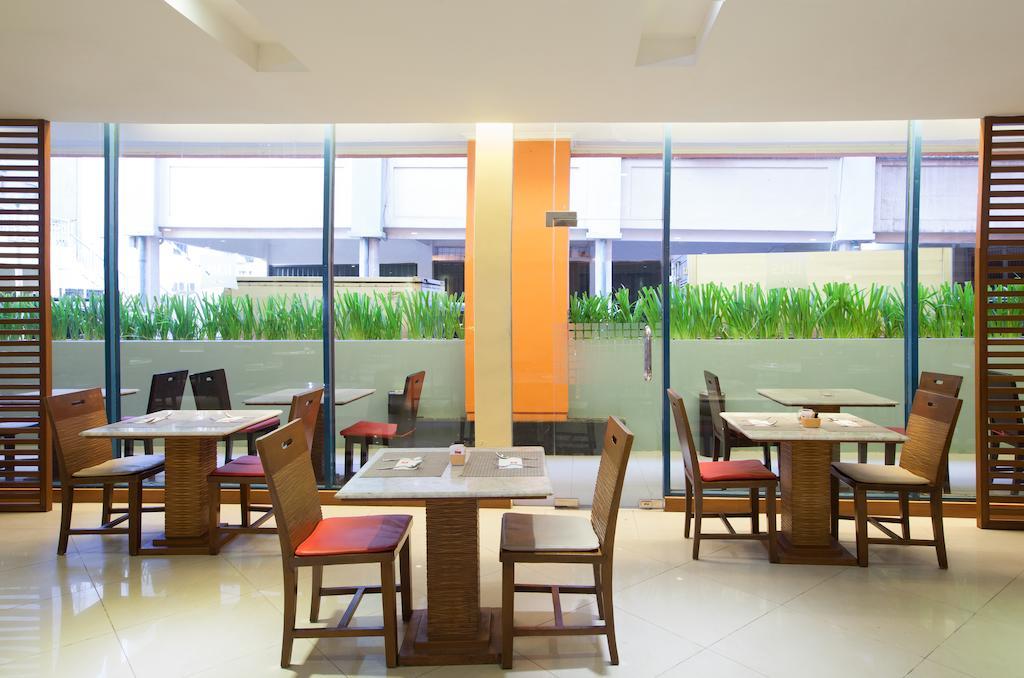 Ibis Mangga Dua Hotel จาการ์ตา ภายนอก รูปภาพ